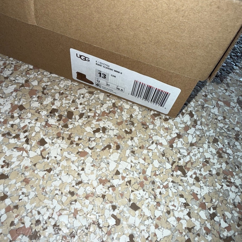 UGG Brown Kids Boots - Picture 3 of 9